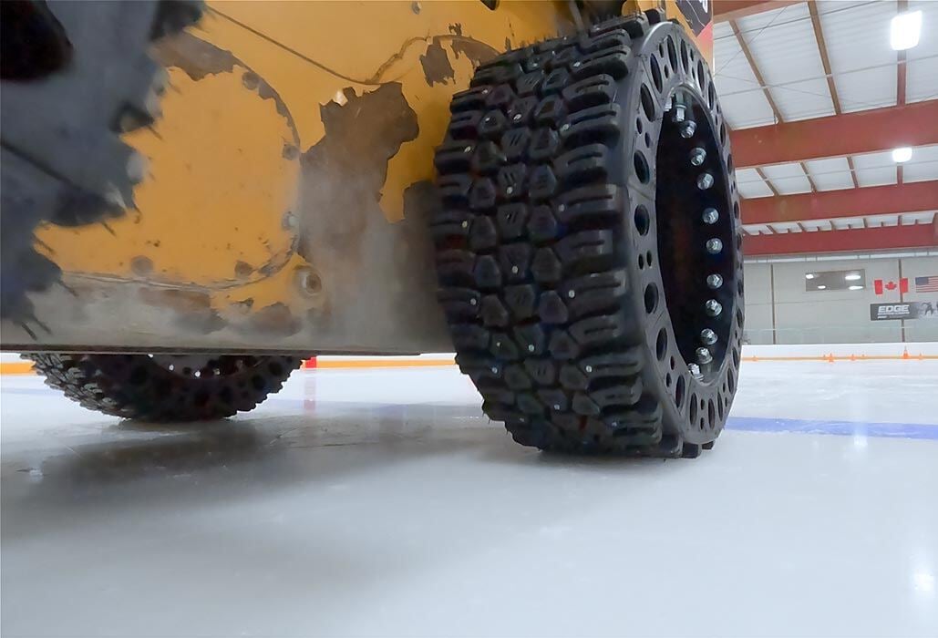 EWRS-SNOW skid steer tire